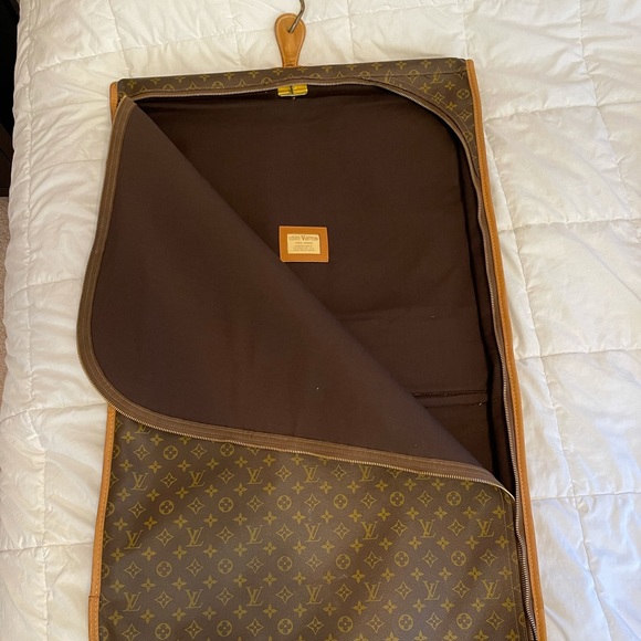 Vintage Louis Vuitton Garment Bag - Picture 2 of 6